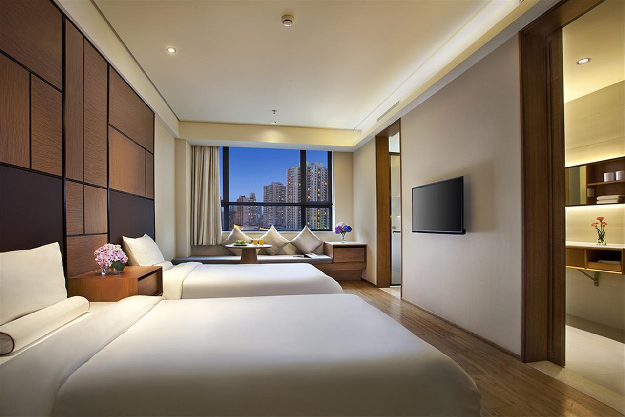 Ji Hotel Shanghai Hongqiao Transport Hub Linkong Zone Exteriör bild
