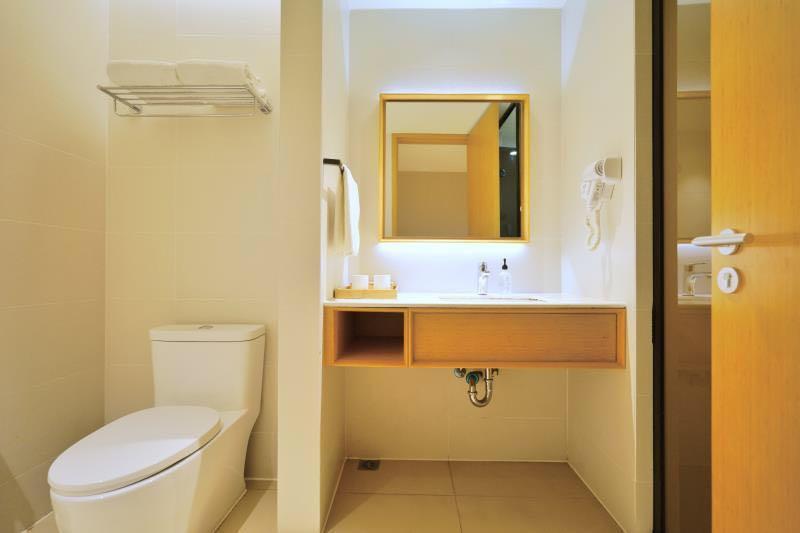 Ji Hotel Shanghai Hongqiao Transport Hub Linkong Zone Exteriör bild